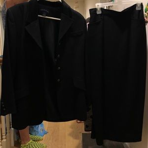 Women’s dress suit